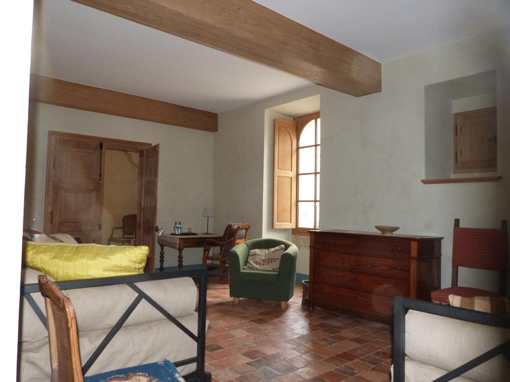 Manoir Du Plessis Au Bois Bed & Breakfast Vauciennes  Oda fotoğraf